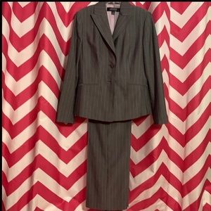 Kasper grey pink pin striped pantsuit